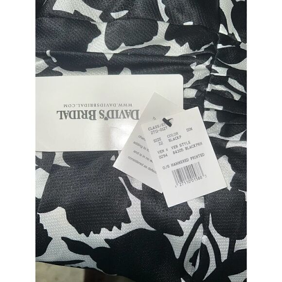 David’s Bridal cocktail black and white geometric one shoulder dress - Picture 5 of 7
